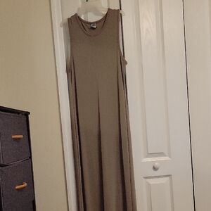 Elegant Tan Sleeveless Dress